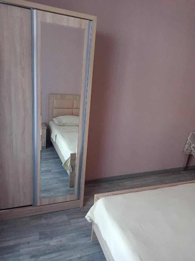 Guest House Nona Гонио Екстериор снимка
