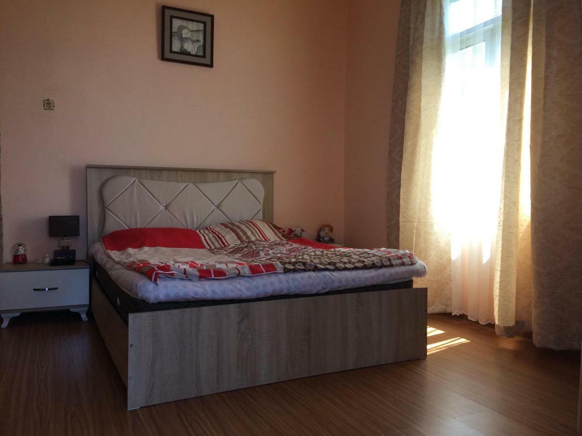 Guest House Nona Гонио Екстериор снимка