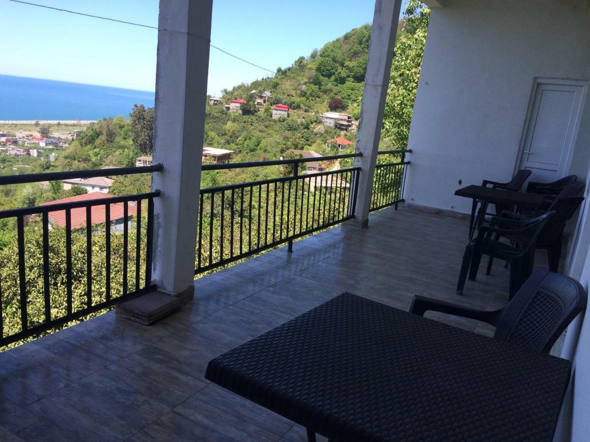 Guest House Nona Гонио Екстериор снимка
